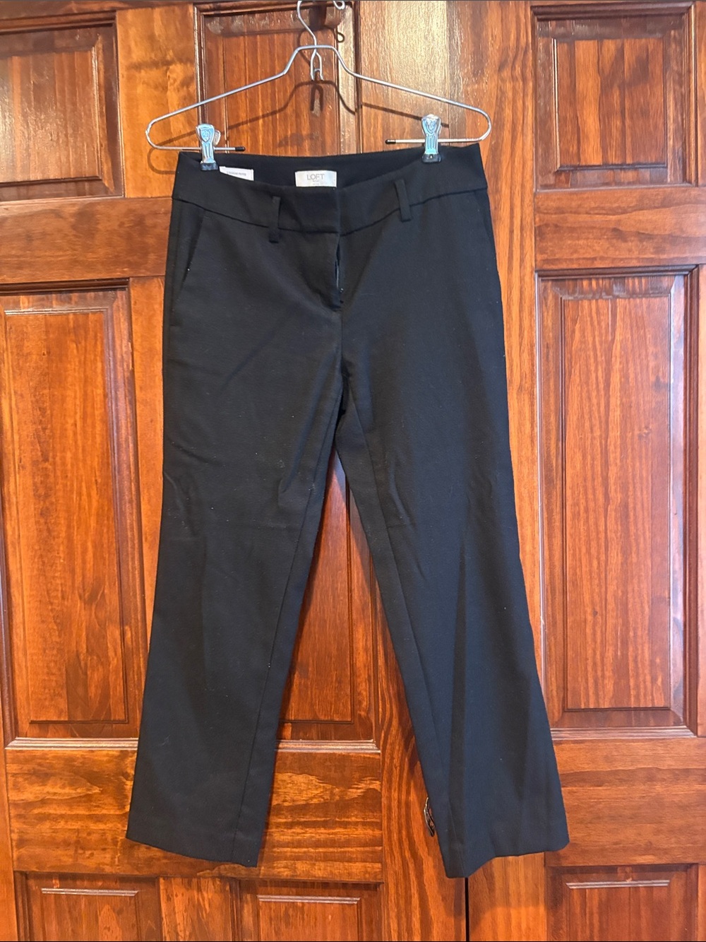 LOFT Black cropped Dress Pants